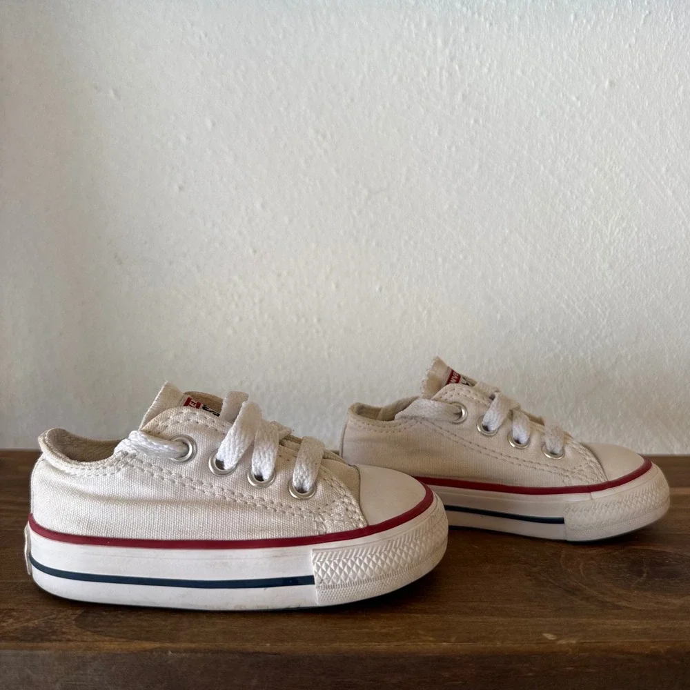 Lot of 2 Converse Chuck Taylor All Star Toddler Sneakers White Size 4 High Low